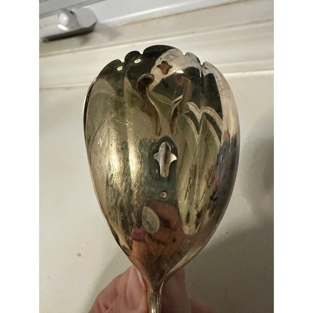 Vintage Gorham Heritage Silverplate Salad Fruit Tongs Server.